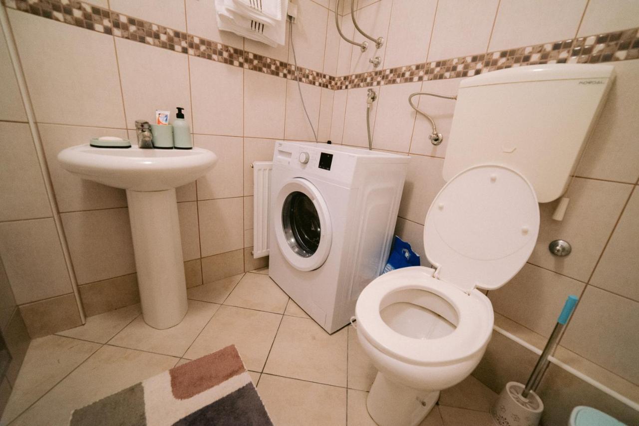 Apartment Lipa Novi Sad Luaran gambar